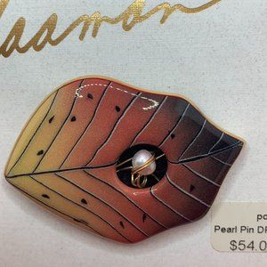 Daaman Artisan Fine Porcelain Pin/Brooch Leaf with Pearl